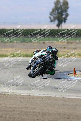 media/May-25-2025-Lets Ride (Sun) [[0ff033e448]]/B Group/1120am (Grapevine)/